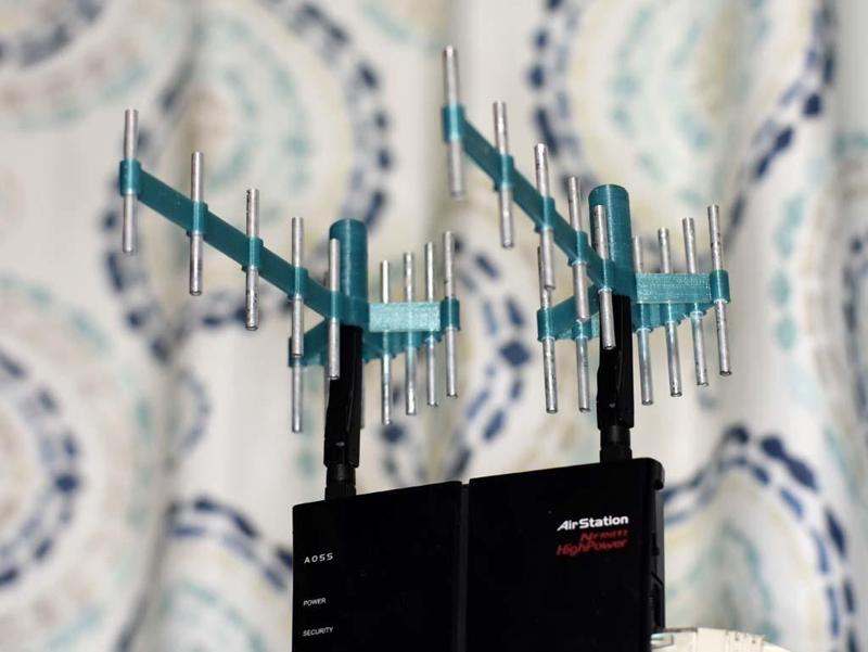 WiFi YAGI UDA antenna 2.4GHz 12dB