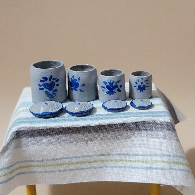 Miniature Stoneware Jar with Lid in 1:12 scale