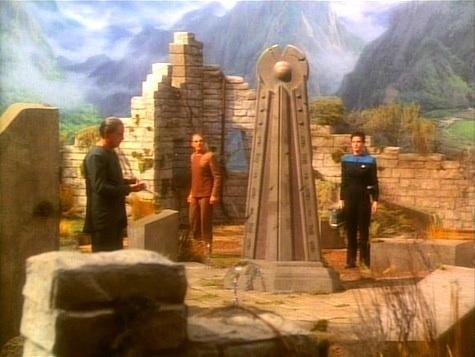 Changeling Obelisk- Star Trek DS9
