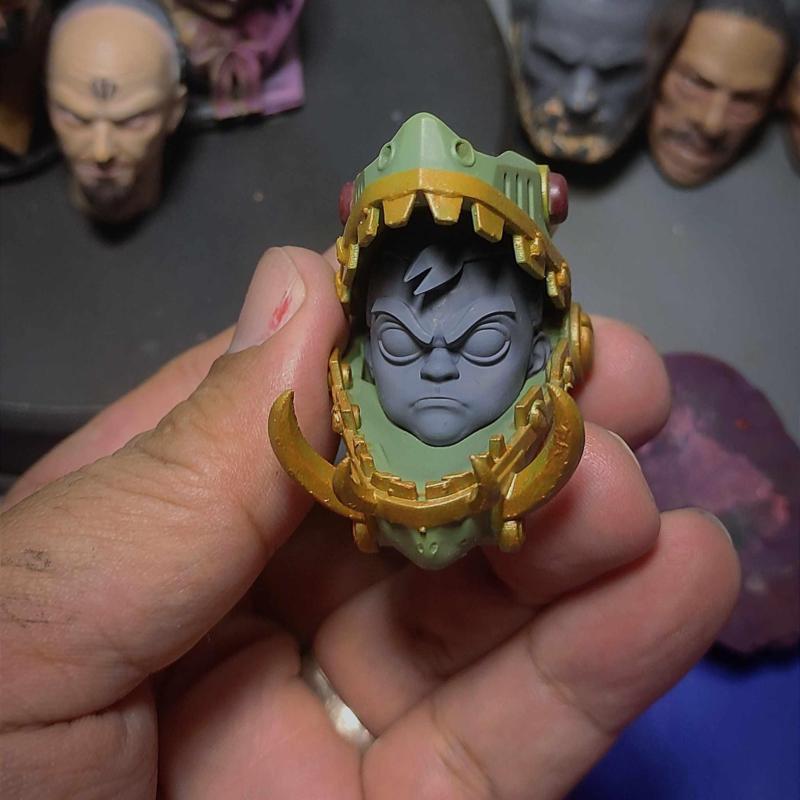 Custom Black Horn Head fpr Mezco 1/12