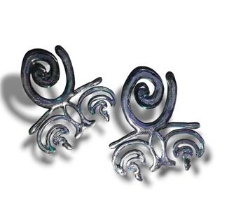 earring , pendent , form