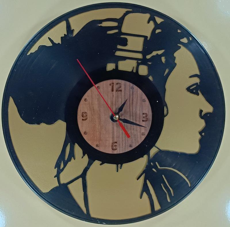 girl with headphones