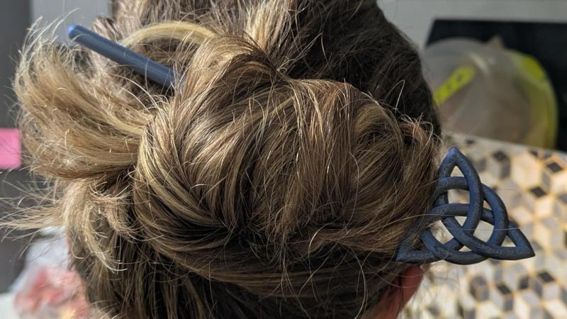 Triquetra Hair Pin - 15.5 cm / 6"