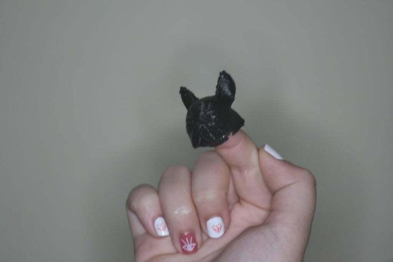 Fingerspop French Bulldog