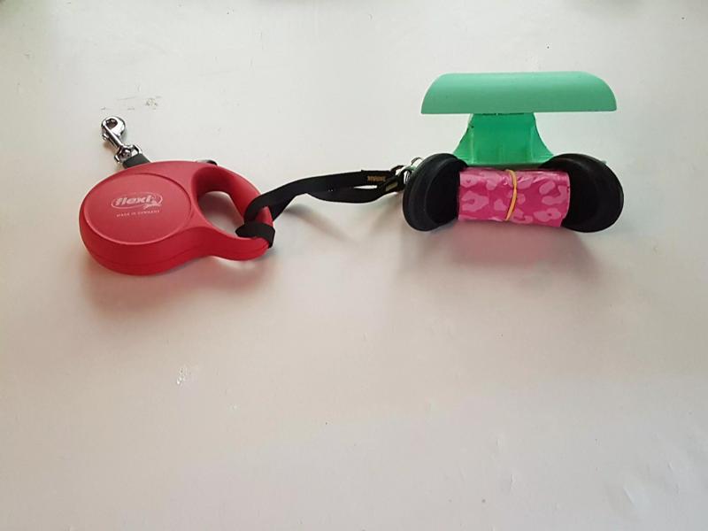 pooper scooper -picks dog shit