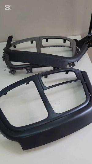 Console and lower center bezel for Hyundai H1 84632-4H000 84631-4H000