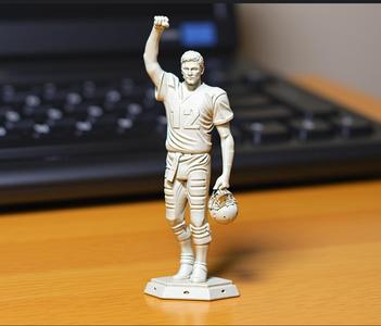 Tom brady statue - A Symbol of Glory on Your Desk - 3d print