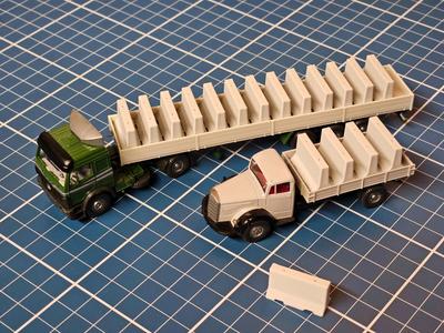 1:87 Concrete Barrier and Barrier Set