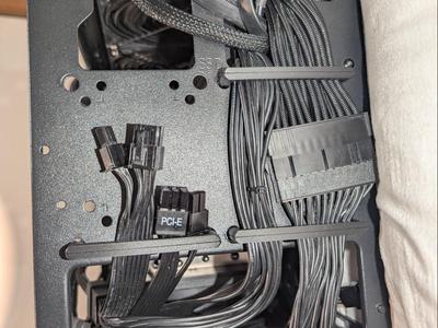 Cooler Master NR200 cable management bracket