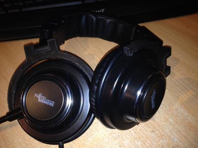 Fujitsu Siemens HS7100U dolby headphone