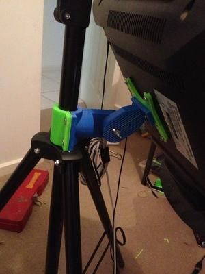 Ground Station VESA screen Mount for Pole