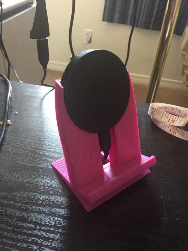 iPhone 6 desk Mophie case + PowerBolt pad base