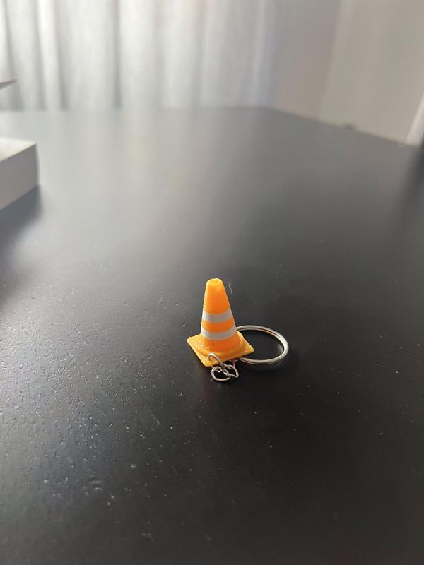 Keychain Cone // llalavero Cono
