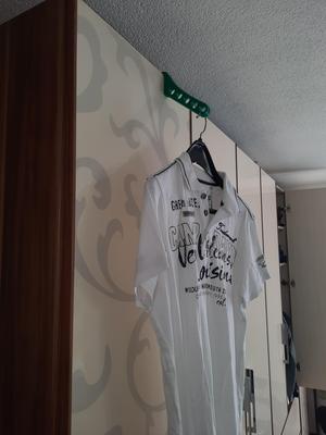 Coat hanger holder