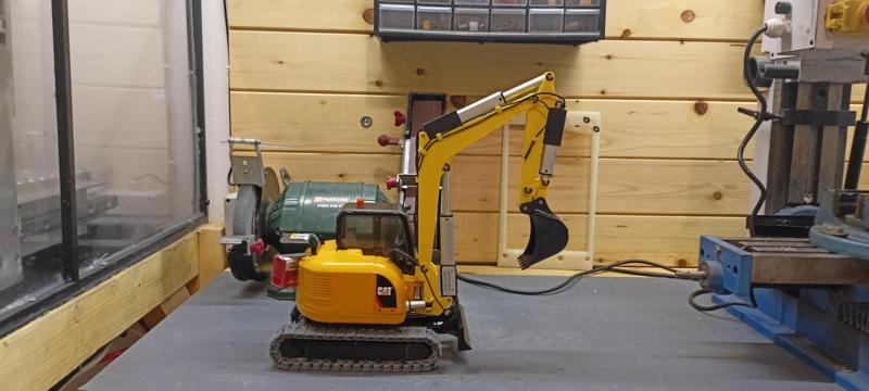 caterpillar 308 bruder