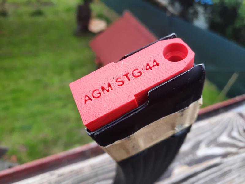 Airsoft AGM STG 44 MidCap BB Loader Mount