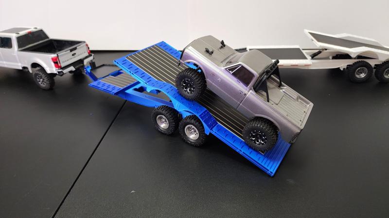 1:18 scale tilt deck trailer.