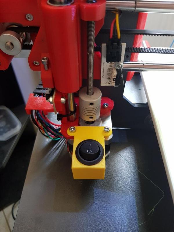 ON / OFF Prusa i3 Hephestos