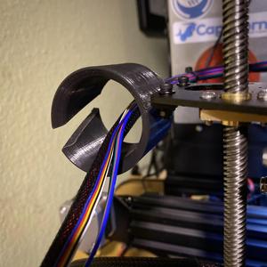 Extruder mount cable guide