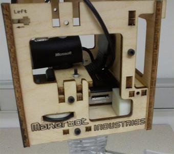 Optoma PK201 with Makerbot Cyclops 3D Scanner Chassis