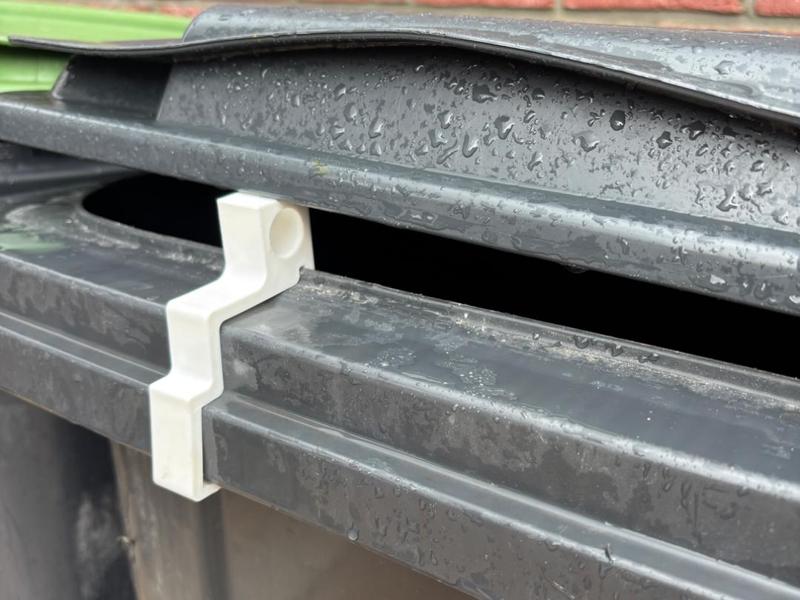 Anti-Maggot Clip for Rova Residual Waste Container