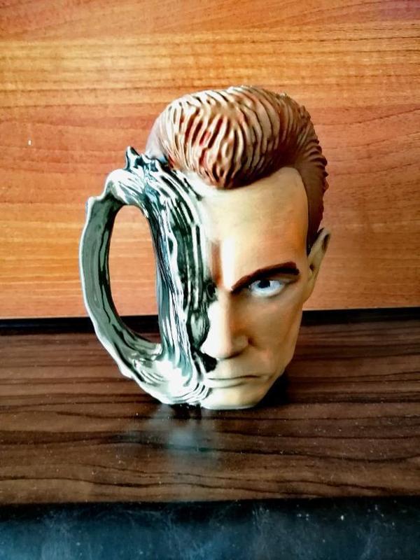 T1000 Holder