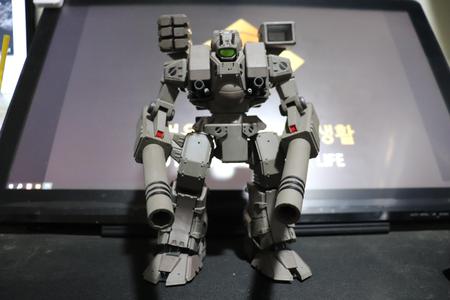 DESTROID TOMAHAWK