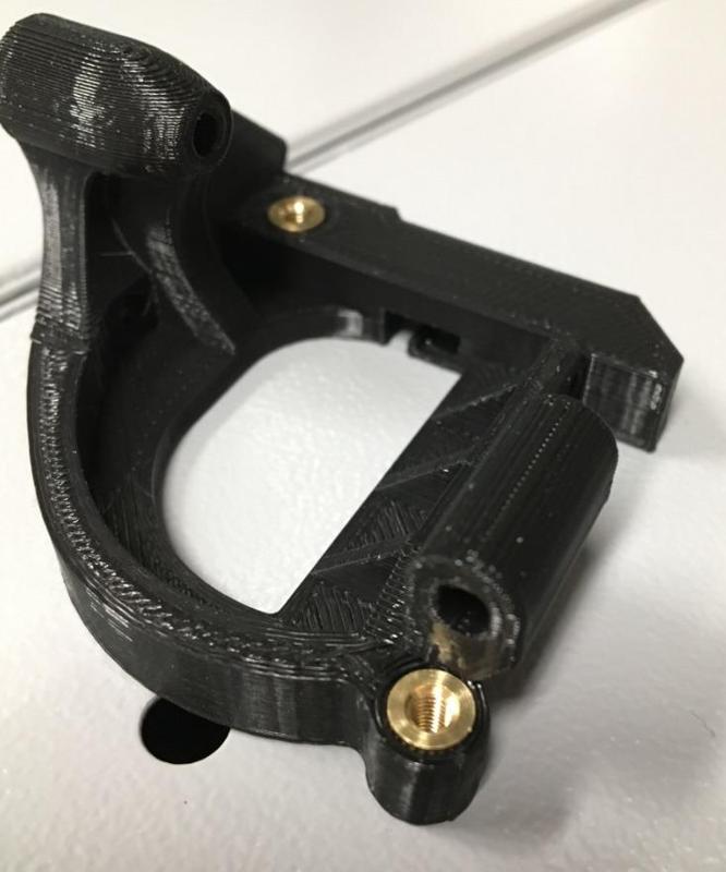 Replicator 2 Active Cooling Fan Mount w/Threaded Inserts