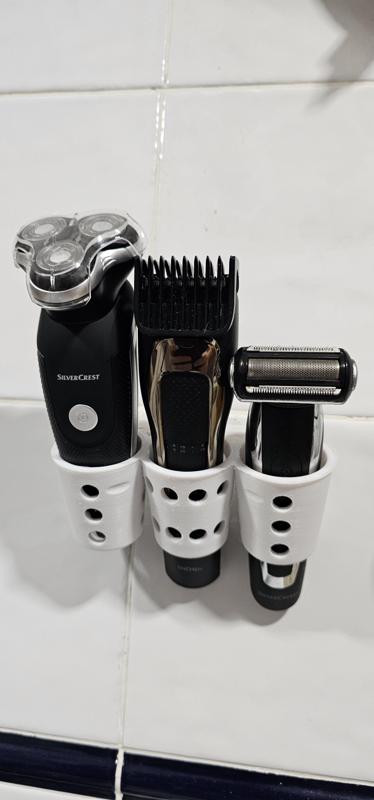 Bathroom accessories holder