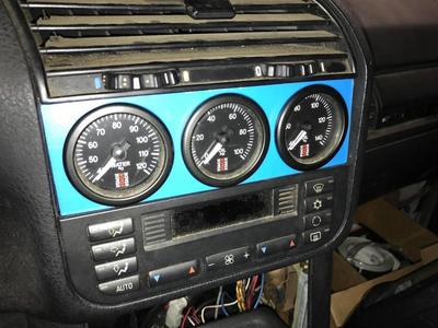 Single DIN triple gauge trim