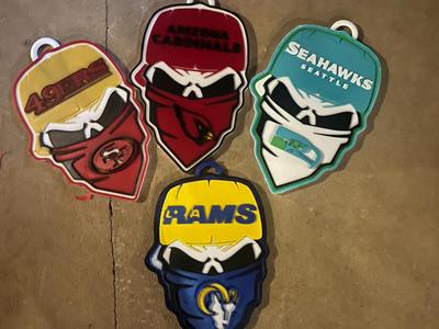 NFC West Skull Chain Pack