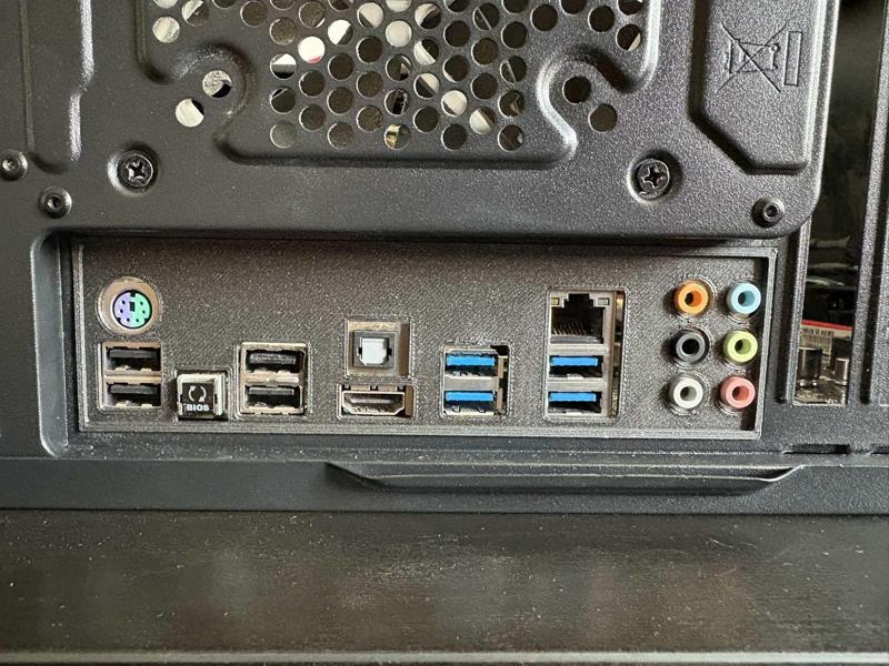 IO Shield for Asus Maximus VI Hero motherboard