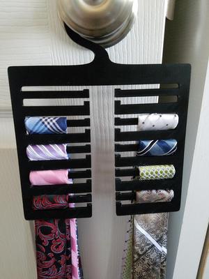 Tie Hanger