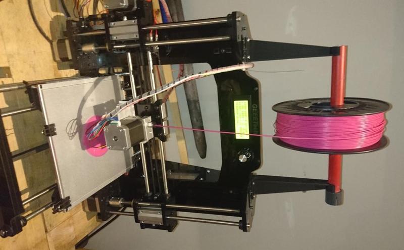 GeeeTech Prusa i3X roll holder