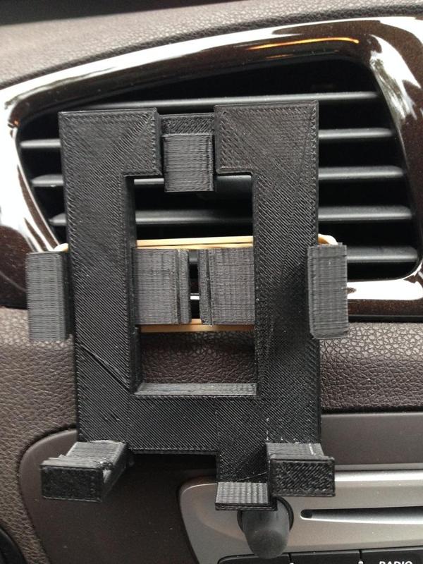 extensible iPhone car holder