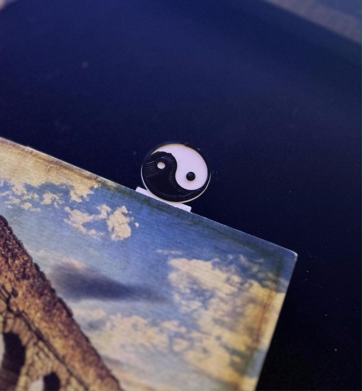 YIN YANG BOOKMARK