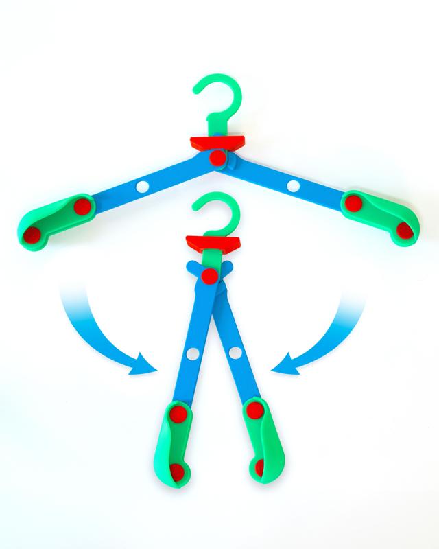 EZPZ Hanger // Folding Clothes Hanger