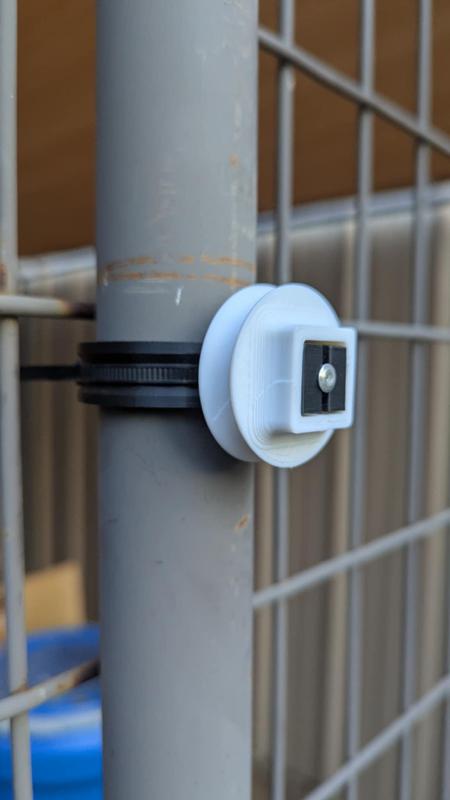 Electric Fence Insulator for  42mm Post