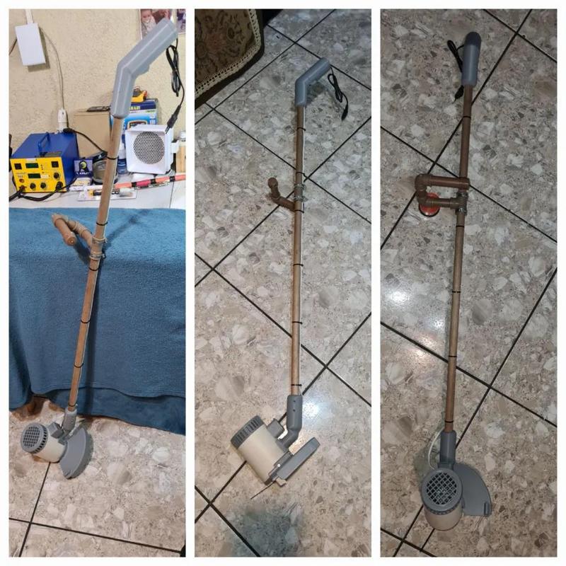 Aparador de grama / Grass trimmer (brush cutter)   