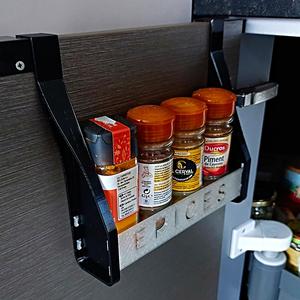 Spice rack