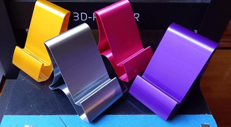 Base stand of smartphone