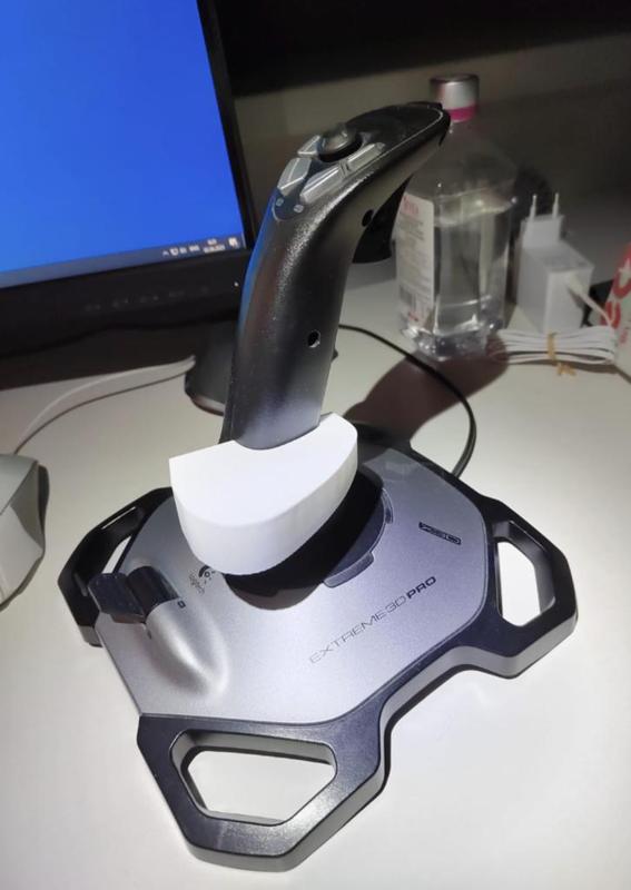 logitech extreme 3d pro  hand riser