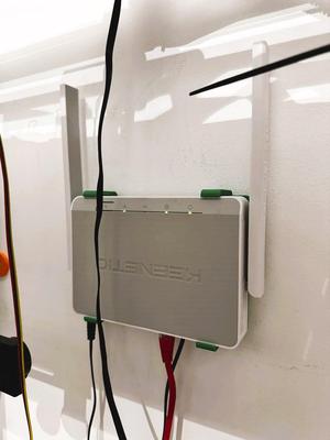 Keenetic DSL KN-2010 Wi-Fi Router wall-mount