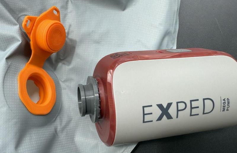 Deflation adapter for EXPED's Mega Pump connecting to SEATOSUMMIT deflation valve