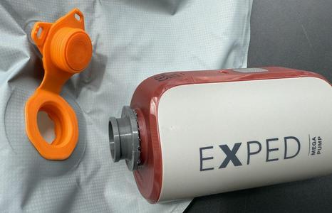 Deflation adapter for EXPED's Mega Pump connecting to SEATOSUMMIT deflation valve