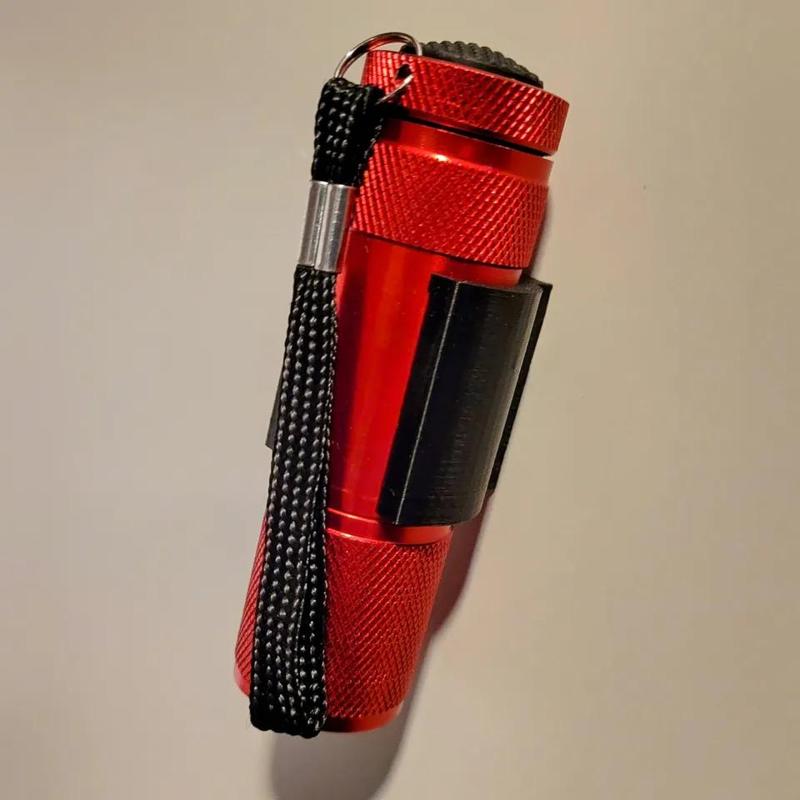 Harbor Freight Flashlight Magnetic Clip   