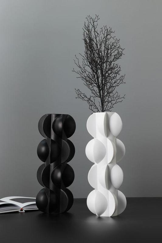 Modern Bloom Vase – Sculptural Home Decor