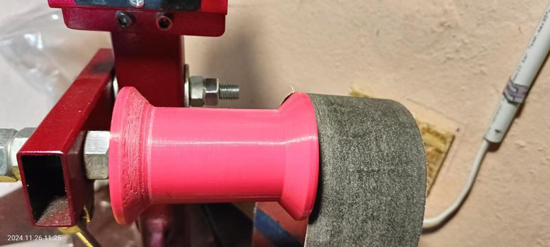Grinder roller