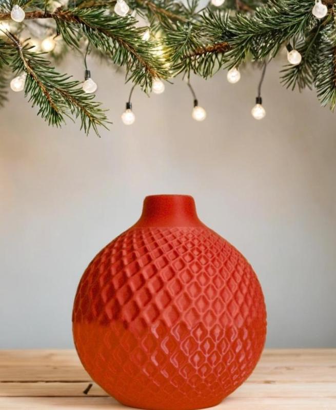 Noelle Vase for Cute and Simple Christmas Decor