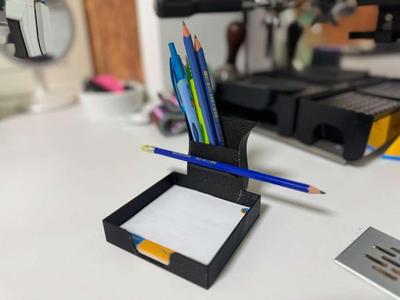 Organizer for notes and pencils